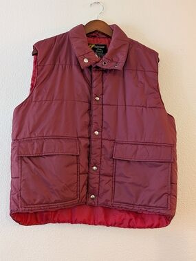 Vtg Sears Quilted Puffer Vest in Burgundy